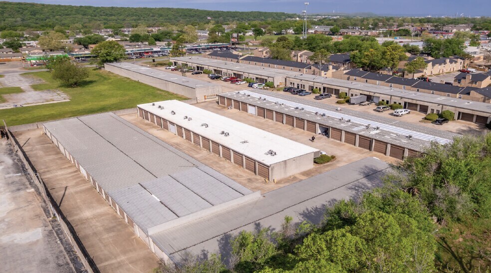 6333 S Peoria Ave, Tulsa, OK à vendre - Photo principale – Image 1 sur 10