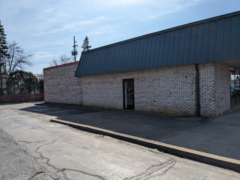 4579-4695 Great Northern Blvd, North Olmsted, OH à louer - Photo de l’immeuble – Image 2 sur 4
