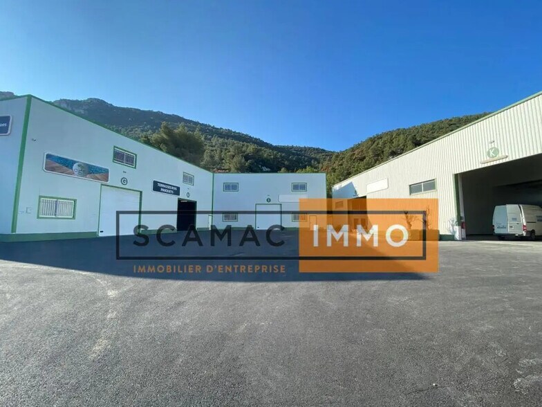 Industriel/Logistique dans Gémenos à louer - Photo de l’immeuble – Image 3 sur 5