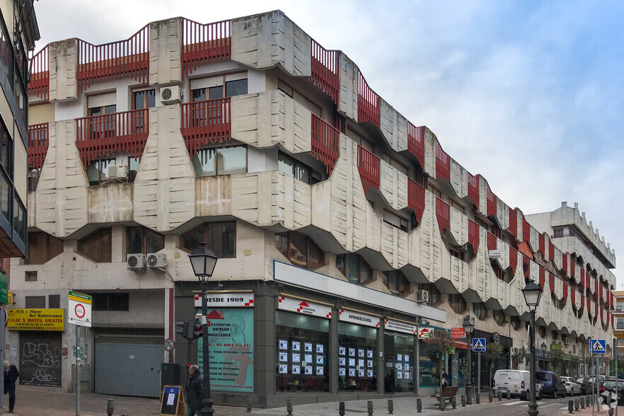 Plaza de España, 12, Leganés, Madrid à vendre - Photo de l’immeuble – Image 2 sur 2