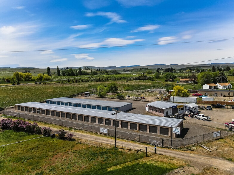 46 Hatton Rd, Tieton, WA à vendre - Photo principale – Image 1 sur 18