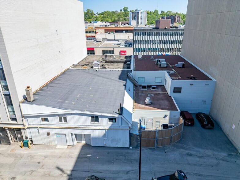 115-119 Cedar St, Greater Sudbury, ON à vendre - Photo de l’immeuble – Image 3 sur 42