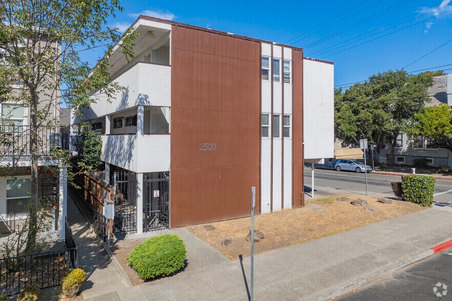 2500 Dana St, Berkeley, CA à vendre - Photo de l’immeuble – Image 3 sur 18