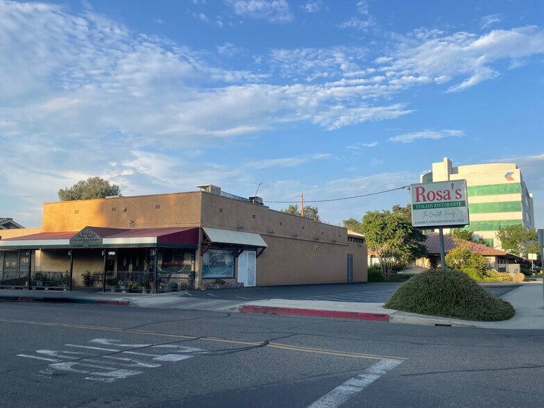 314 S Johnson St, Visalia, CA à vendre - Photo de l’immeuble – Image 3 sur 4
