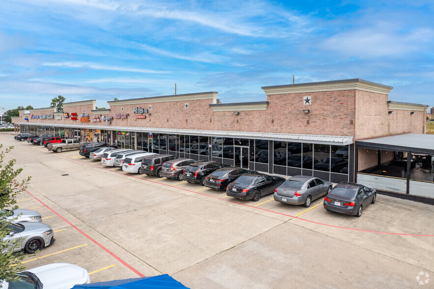 9441-9451 FM 1960 W, Humble, TX à louer - Photo de l’immeuble – Image 1 sur 4