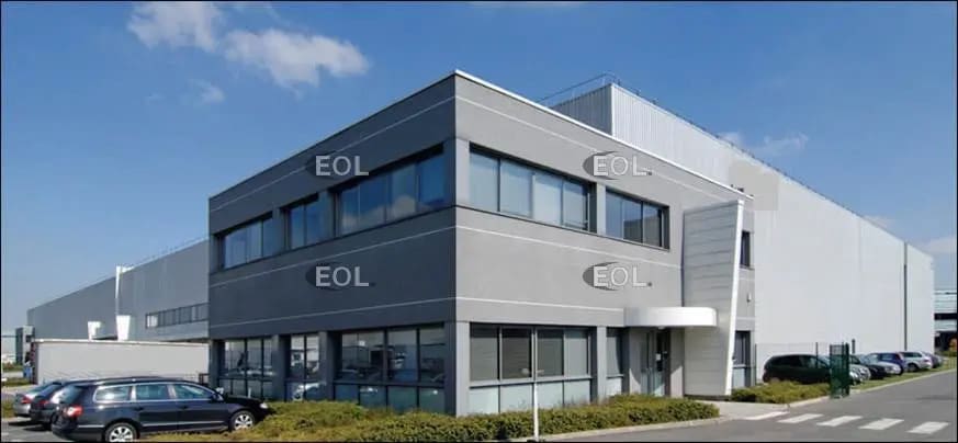 Industriel/Logistique dans Compans à louer - Photo de l’immeuble – Image 1 sur 3