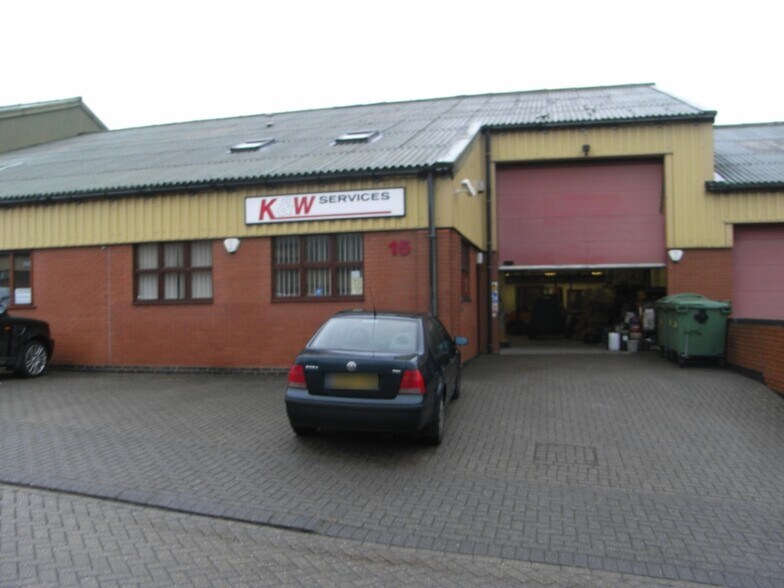 Waterloo Rd, Alcester à vendre - Photo de l’immeuble – Image 2 sur 9