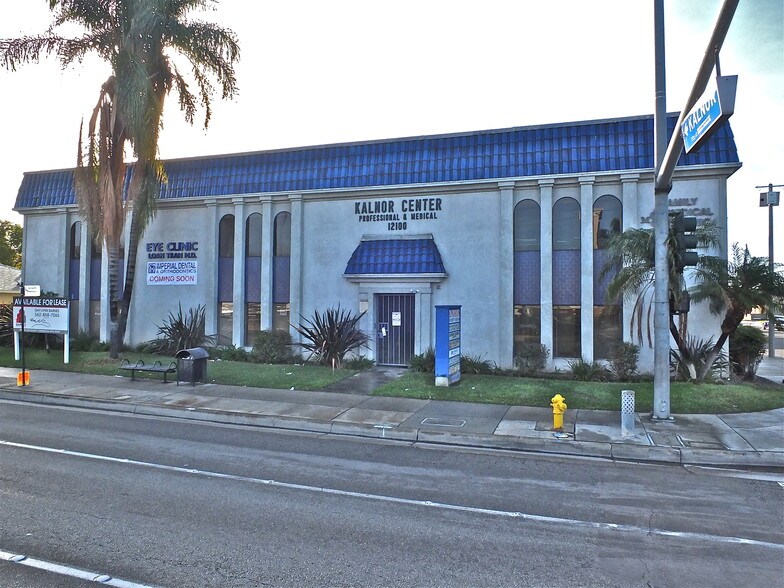 12100 Imperial Hwy, Norwalk, CA à louer - Photo de l’immeuble – Image 2 sur 28