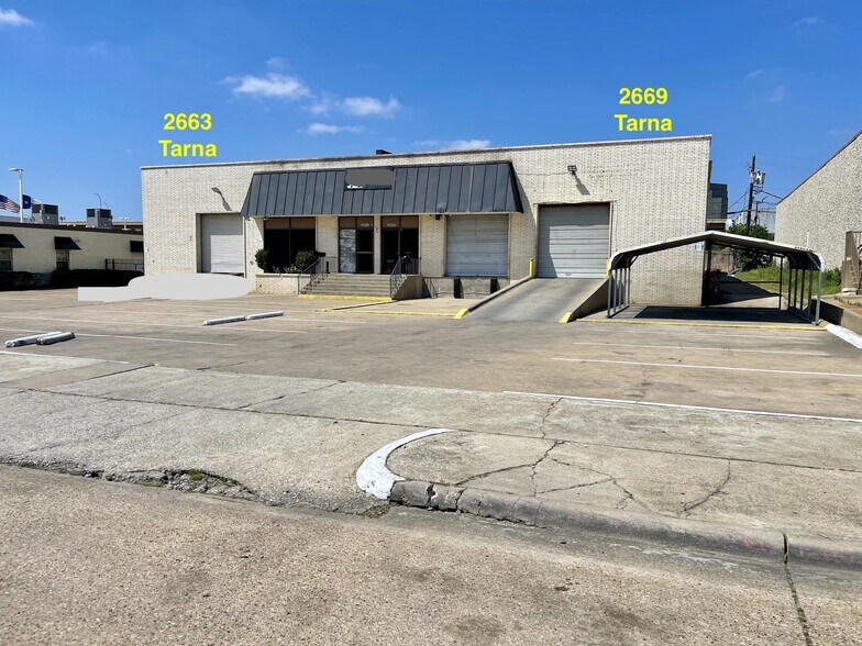 2663-2669 Tarna Dr, Dallas, TX à louer - Photo de l’immeuble – Image 2 sur 5