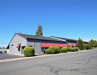 Plus de détails pour 742-746 SE Glenwood Dr, Bend, OR - Industriel/Logistique à louer