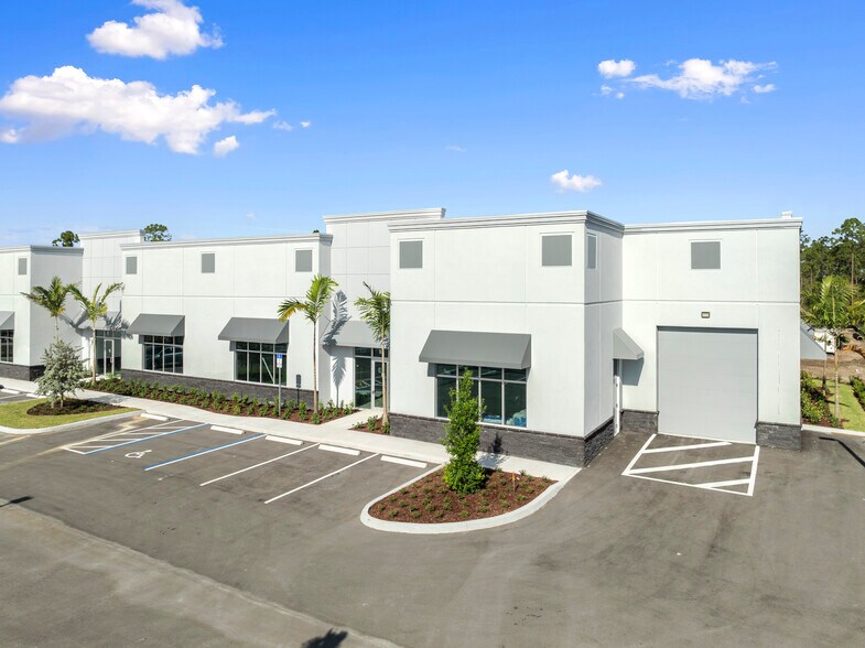 14701 Walgreens Dr, Jupiter, FL à louer - Photo de l’immeuble – Image 2 sur 19