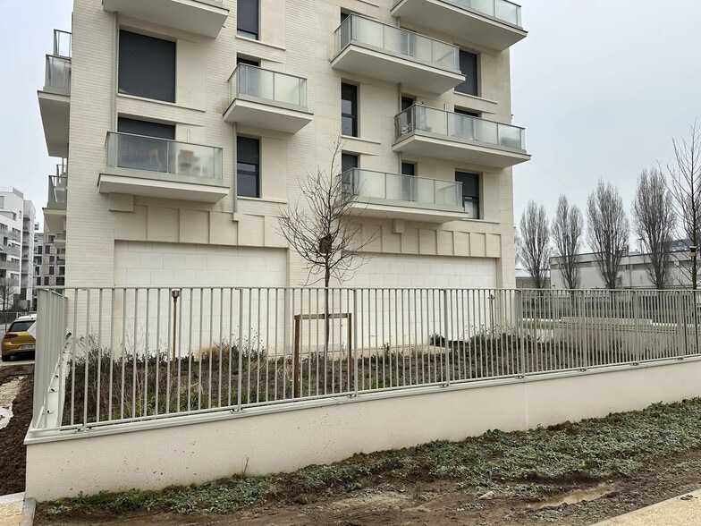 2 Rue Benoîte Groult, Bondy à vendre - Photo de l’immeuble – Image 2 sur 20