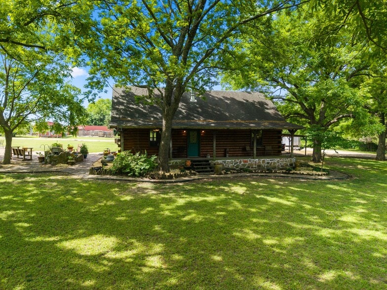 445 County Road 4742, Sulphur Springs, TX à vendre - Photo de l’immeuble – Image 3 sur 19