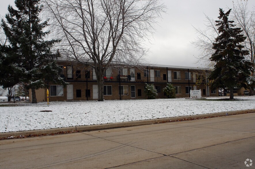 31740 Fraser Dr, Fraser, MI à vendre - Photo de l’immeuble – Image 3 sur 43