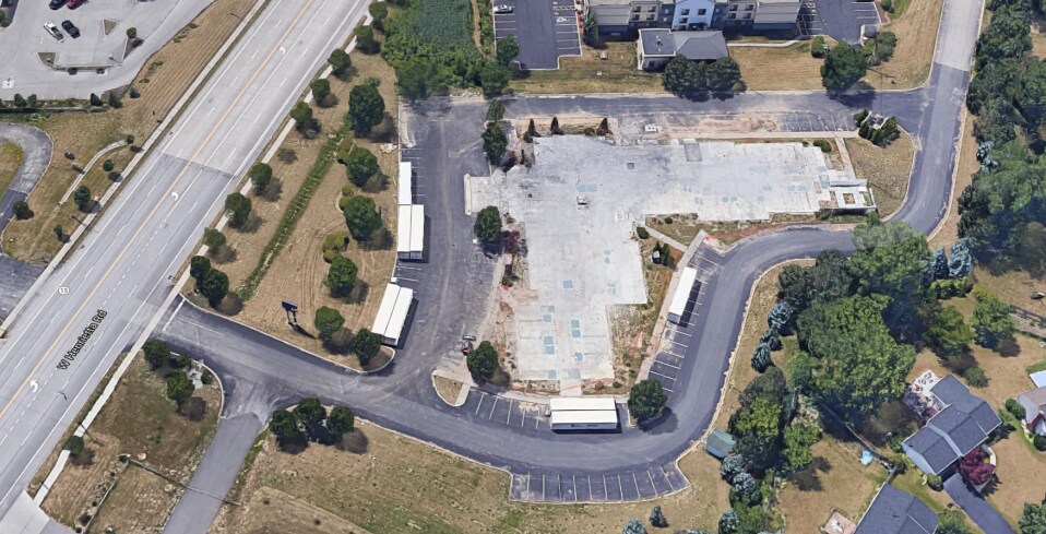 4635 W Henrietta Rd, Henrietta, NY à vendre - Photo principale – Image 1 sur 2