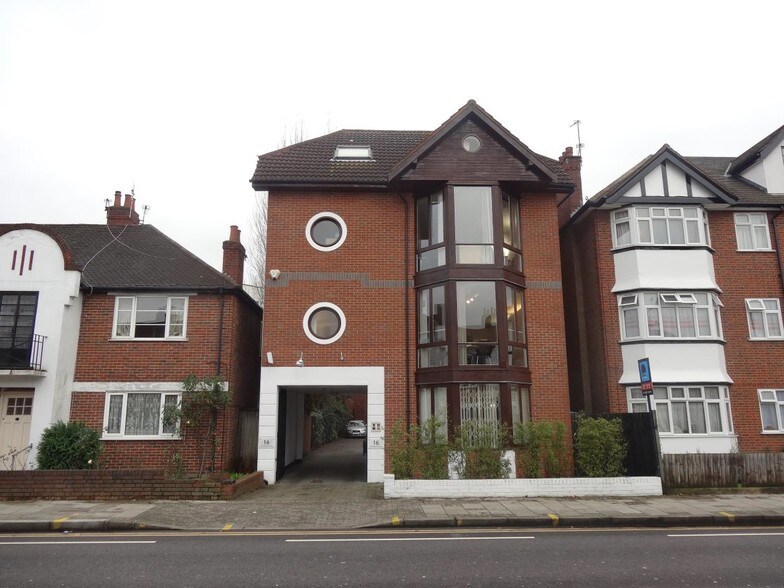 16 West Barnes Ln, Londres à louer - Photo de l’immeuble – Image 1 sur 5