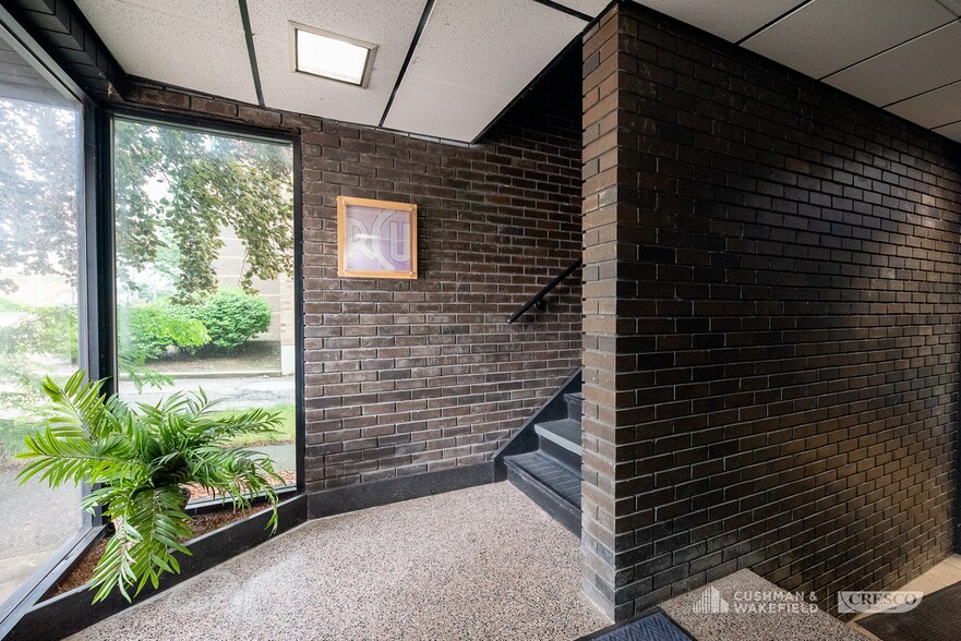 7311 Valley View Dr, Independence, OH à louer - Photo intérieure – Image 3 sur 7