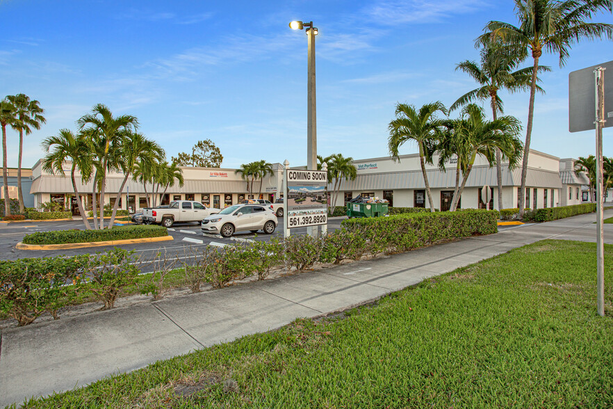 1580 NW 2nd Ave, Boca Raton, FL à louer - Photo de l’immeuble – Image 1 sur 17