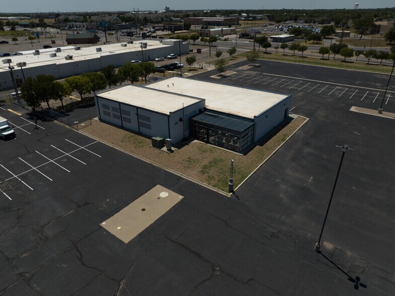 2401 S Osage St, Amarillo, TX à vendre - Photo de l’immeuble – Image 1 sur 3