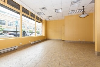 3629-3635 N Halsted St, Chicago, IL à louer Photo intérieure– Image 2 sur 7