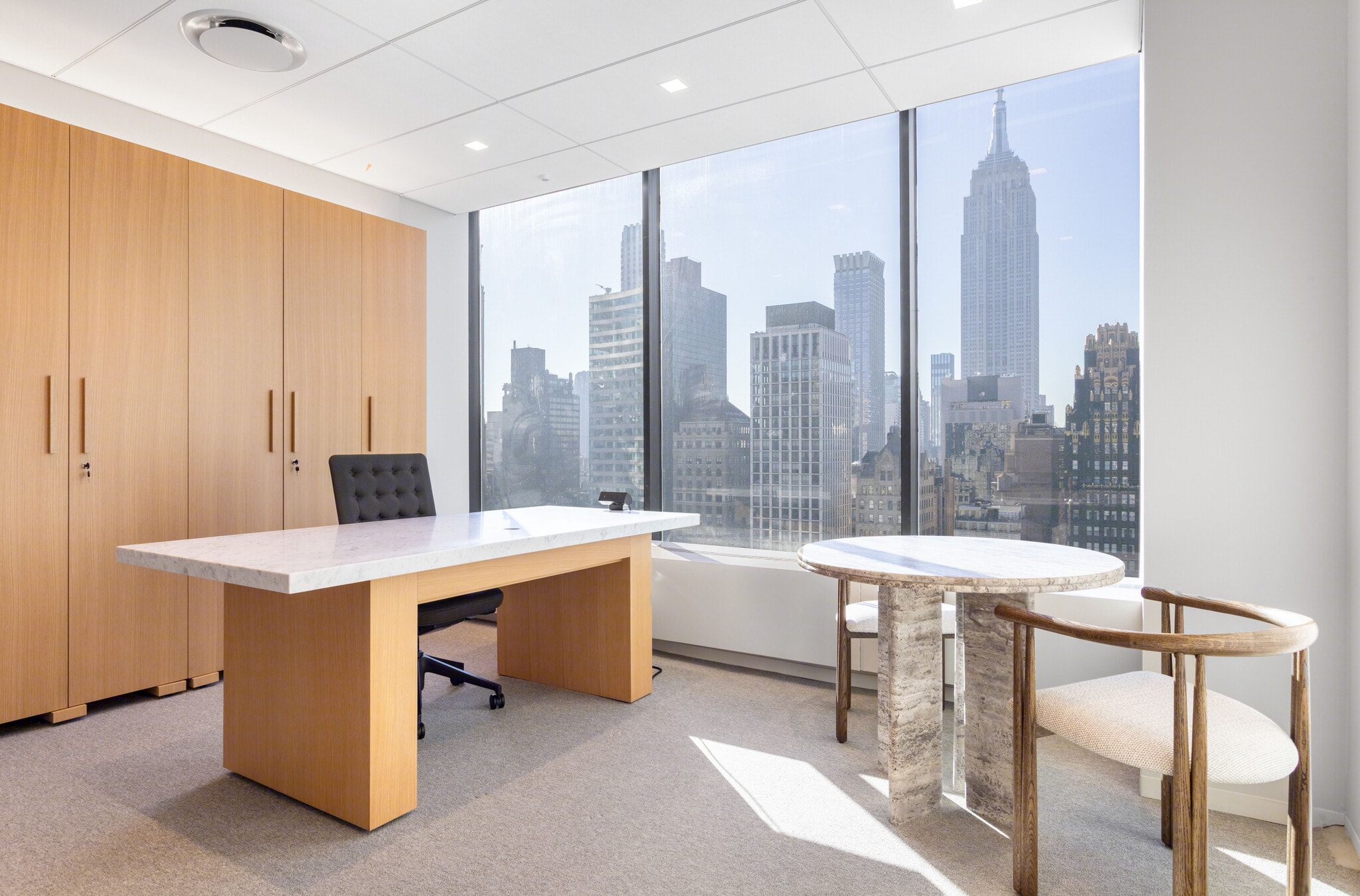 1114 Avenue of the Americas, New York, NY à louer Photo intérieure– Image 1 sur 4