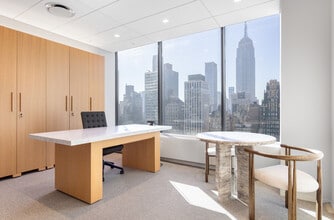 1114 Avenue of the Americas, New York, NY à louer Photo intérieure– Image 1 sur 4