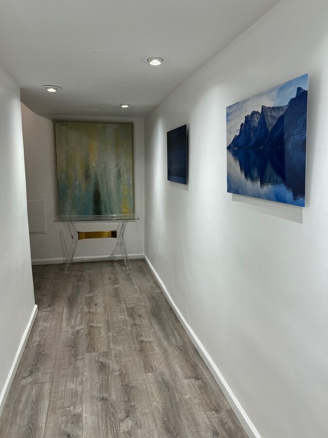 345 W 58th St, New York, NY 10019 - Lot 1 - - Photo intérieure - Image 1 of 9