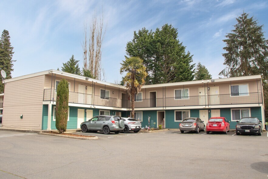 812 10th St NE, Auburn, WA à vendre - Photo de l’immeuble – Image 2 sur 27