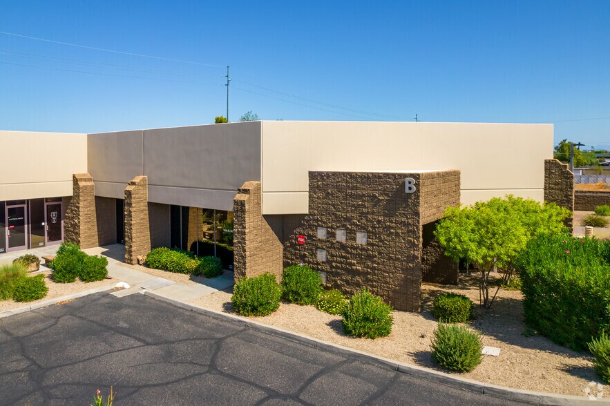 17235 N 75th Ave, Glendale, AZ à vendre - Photo de l’immeuble – Image 3 sur 5