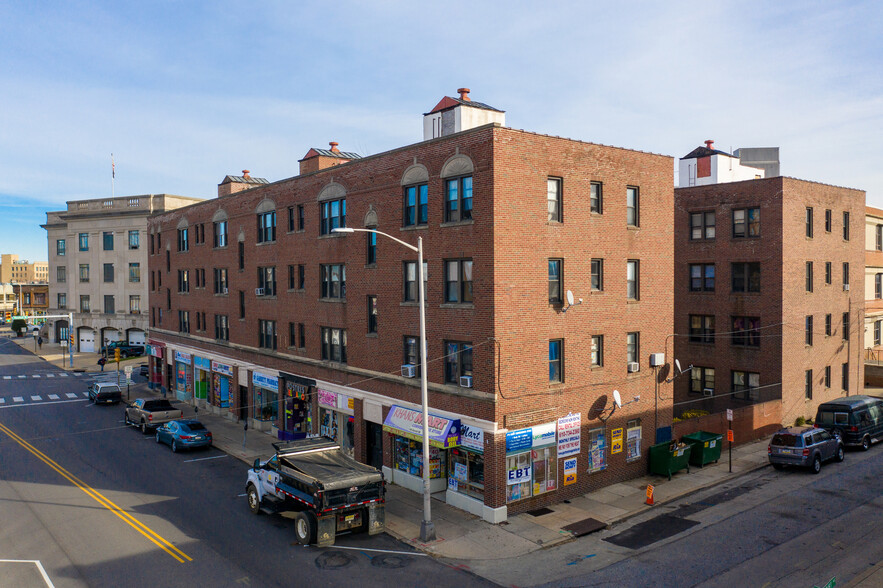 Upper Darby Portfolio portefeuille de 3 biens à vendre sur LoopNet.fr - Photo de l’immeuble – Image 2 sur 39