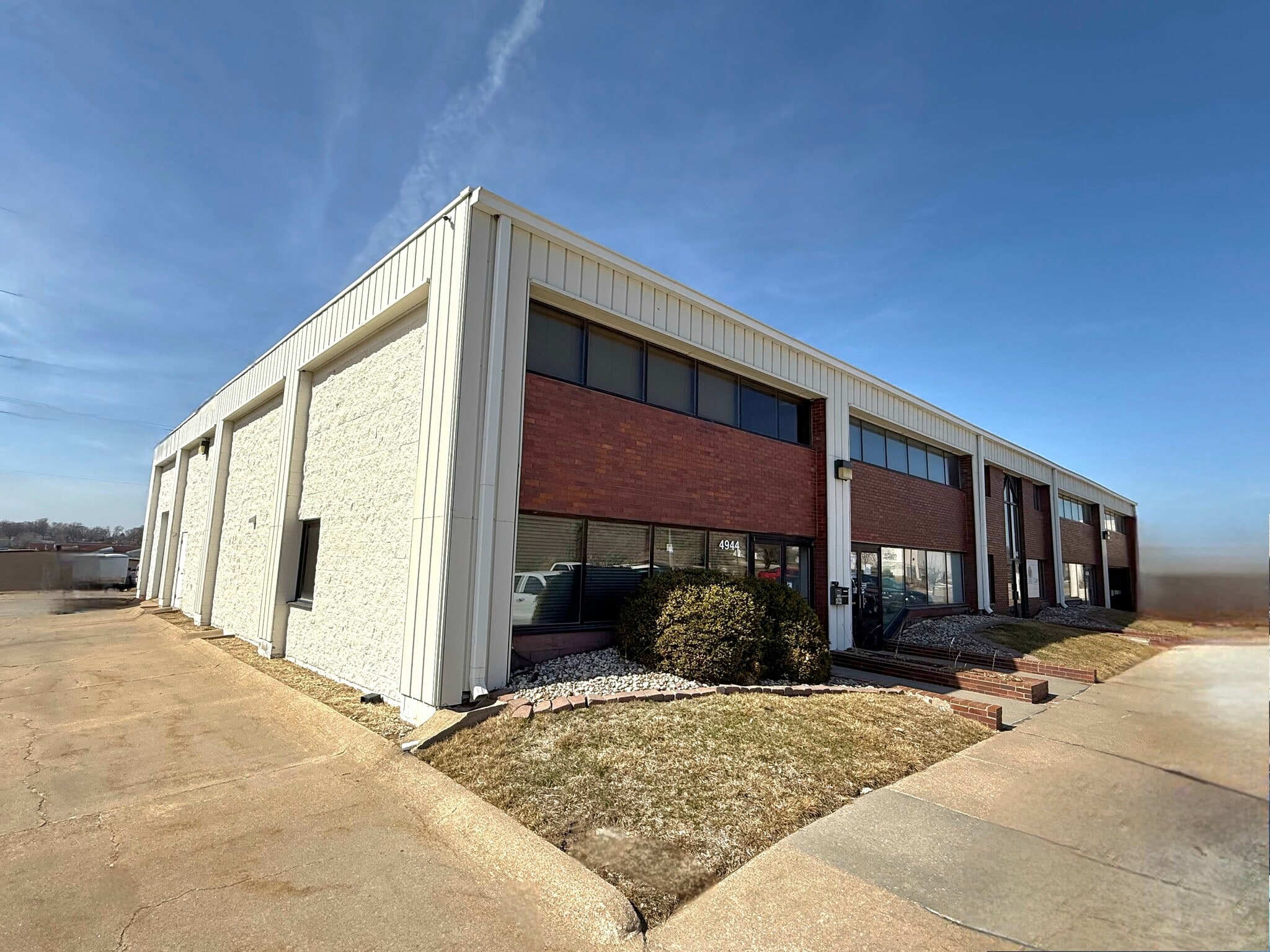 4928-4944 S 114th St, Omaha, NE à louer Photo de l’immeuble– Image 1 sur 15