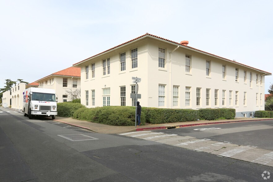 1012-1016 Torney Ave, San Francisco, CA à louer - Photo de l’immeuble – Image 3 sur 4