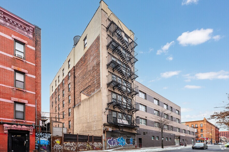 368 E 148th St, Bronx, NY à vendre - Photo principale – Image 1 sur 4