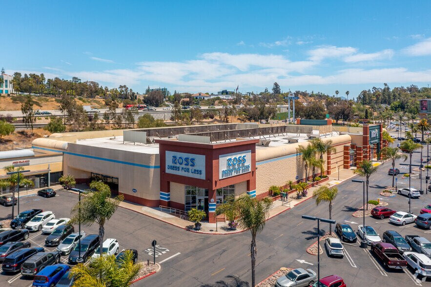 1200-1290 Auto Park Way, Escondido, CA à louer - Aérien – Image 2 sur 49
