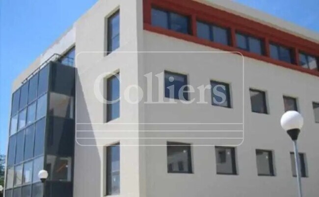 Plus de détails pour 18 Rue Elie Pelas, Marseille - Bureau à louer