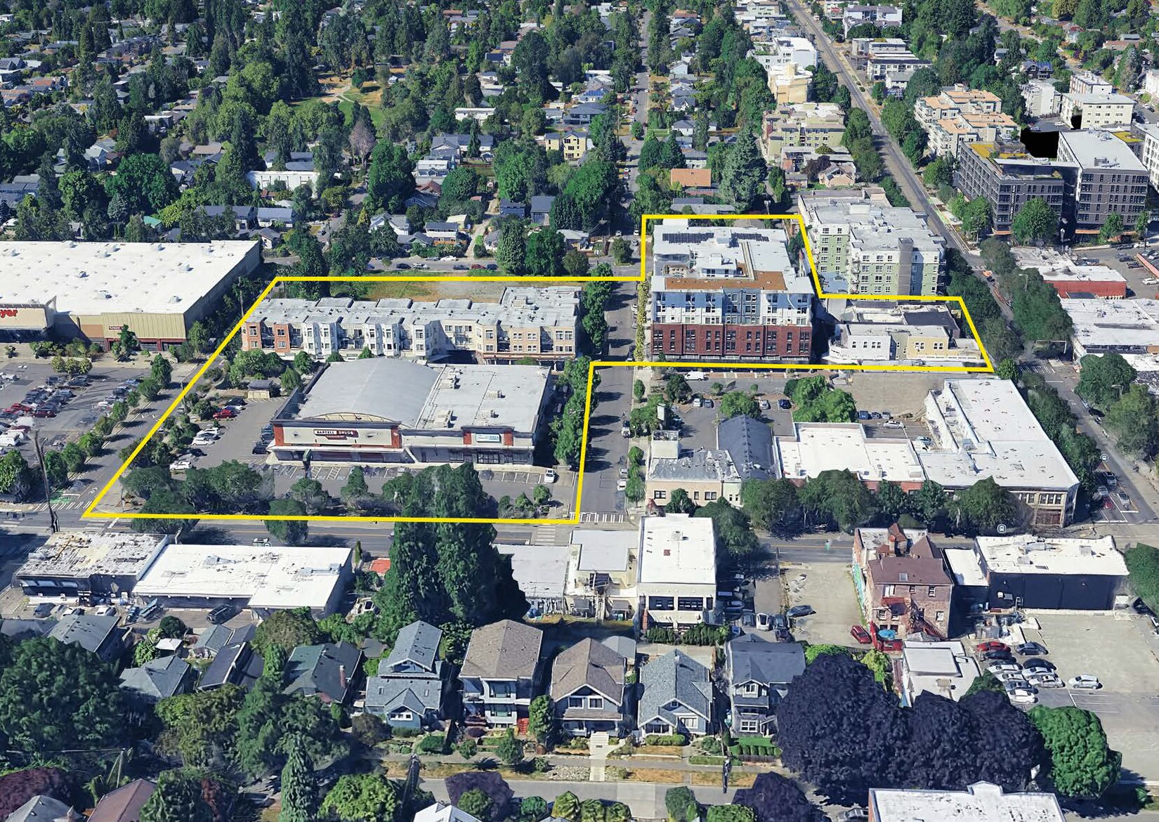 200 85th St, Seattle, WA à louer Photo de l’immeuble– Image 1 sur 2