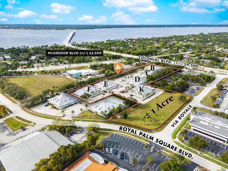 1342 Colonial Blvd Fort Myers portefeuille de 6 biens à vendre sur LoopNet.fr - Photo de l’immeuble – Image 1 sur 22