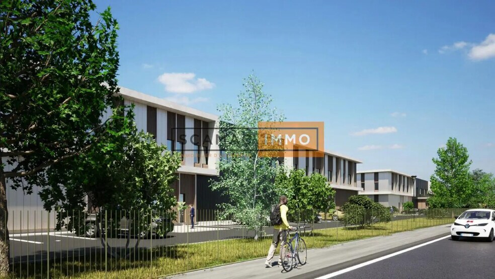 Local d'activités dans Bailly-Romainvilliers à vendre - Photo de l’immeuble – Image 3 sur 4