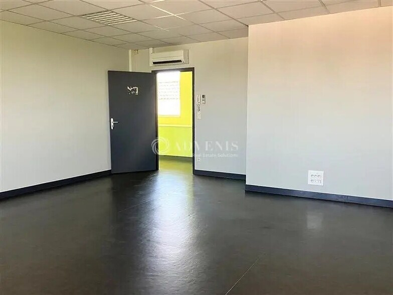 Bureau dans Bourges à louer - Photo intérieure – Image 2 sur 2