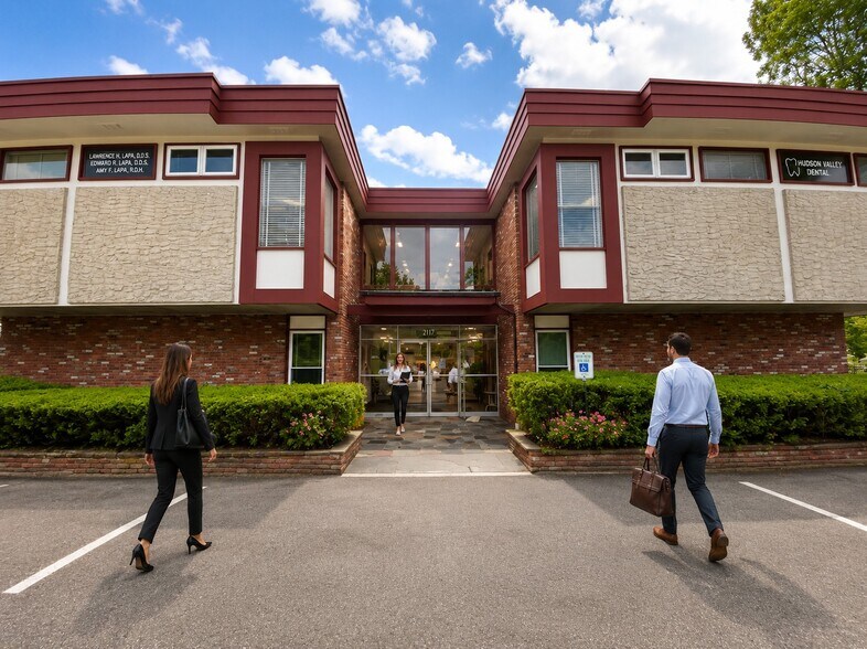 2117 Crompond Rd, Cortlandt Manor, NY à louer - Photo de l’immeuble – Image 1 sur 3