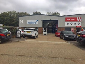 Plus de détails pour White Lion Rd, Amersham - Industriel/Logistique à louer