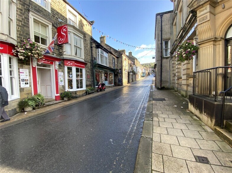 15 High St, Pateley Bridge à vendre - Photo de l’immeuble – Image 3 sur 5