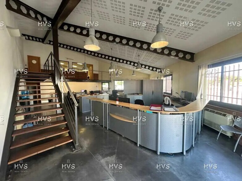 Industriel/Logistique dans Marignane à vendre - Photo intérieure – Image 3 sur 8
