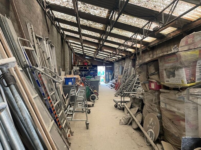 Industriel/Logistique dans Bondy à vendre - Photo intérieure – Image 3 sur 11