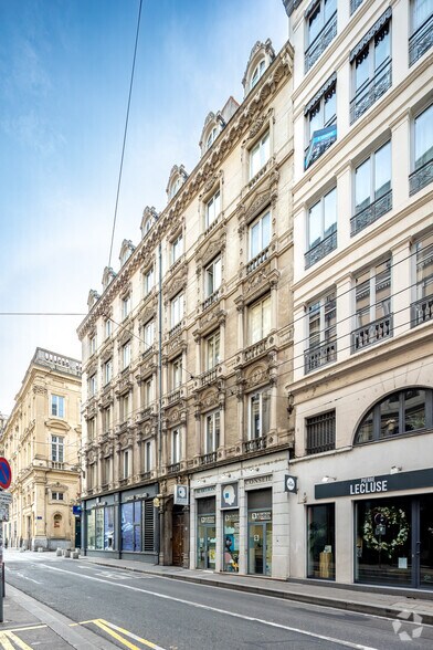 Bureau dans Lyon à louer - Photo de l’immeuble – Image 3 sur 4
