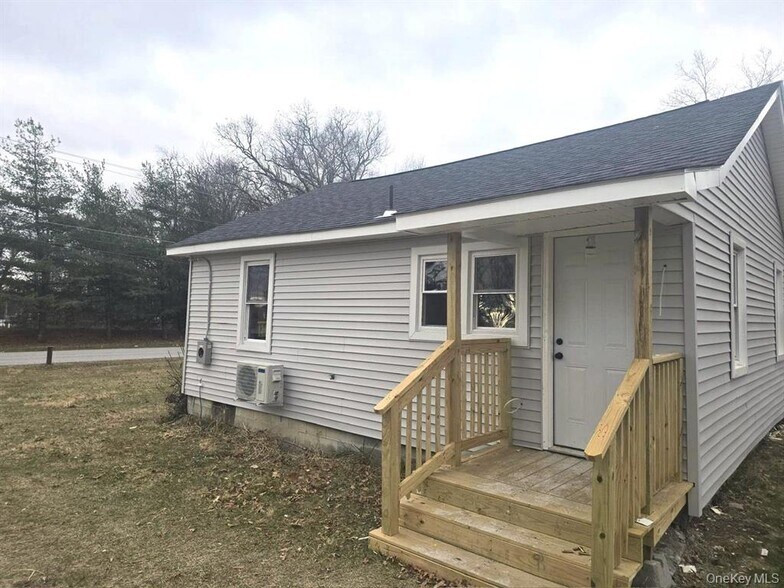 120 Bracken Rd, Montgomery, NY à vendre - Photo de l’immeuble – Image 3 sur 11