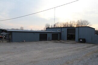 Plus de détails pour 1401 Black River Industrial Park Rd, Poplar Bluff, MO - Local d’activités à vendre