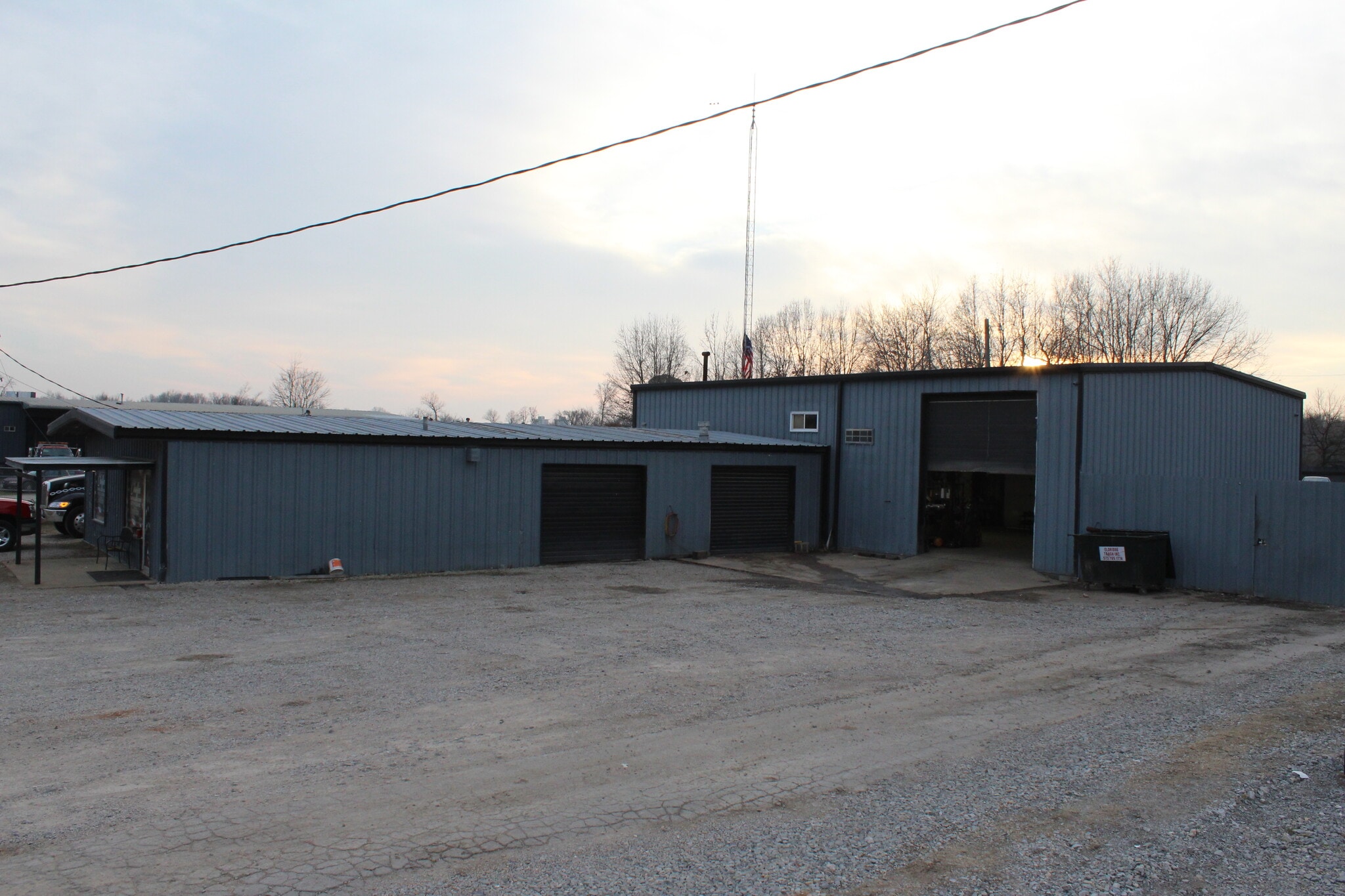 1401 Black River Industrial Park Rd, Poplar Bluff, MO à vendre Photo principale– Image 1 sur 41