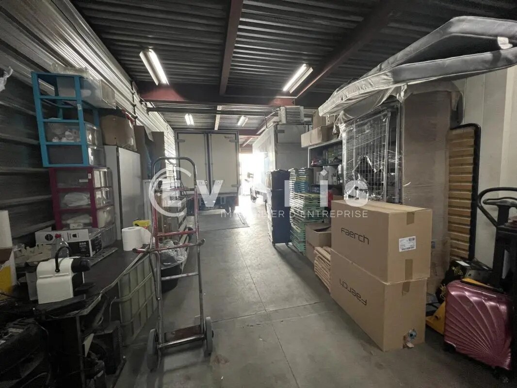 Local d’activités dans Chennevières-sur-Marne à louer Photo intérieure– Image 1 sur 5