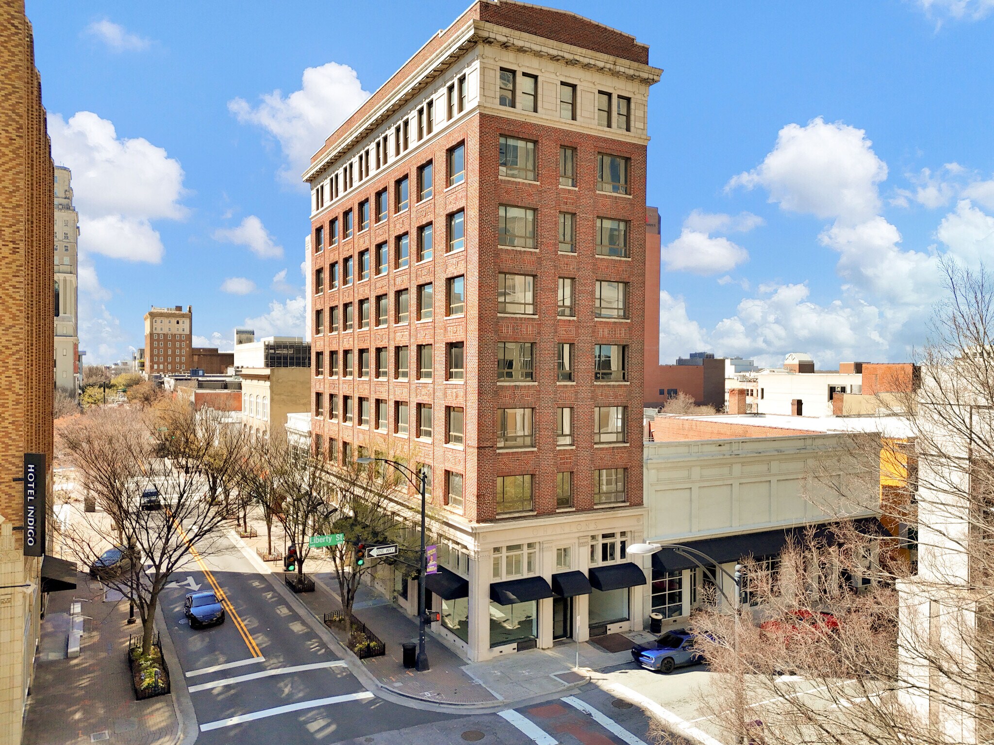 105 W 4th St, Winston-Salem, NC à vendre Photo principale– Image 1 sur 16